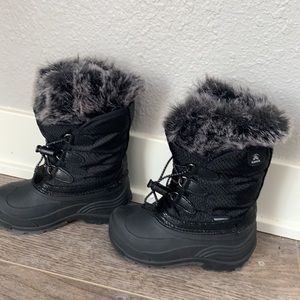 Kamik girls size 10 Powdery 2 snow boots